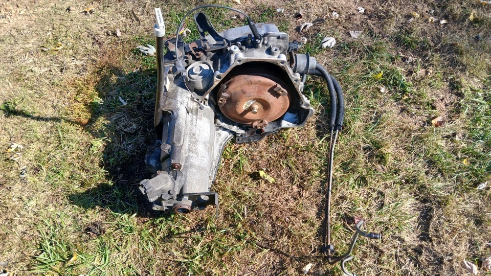 Buick Reatta 88-91 transmisión automática de 4 velocidades tracción delantera Foto 1 de 3