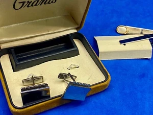 Vintage Silver Tone Cuff Links And Tie Clips In Case - Picture 1 of 11