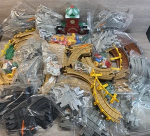 Vtg HUGE 200+ Fisher Price Geotrax Train Set- Tracks, Building & Accessories Lot - Picture 1 of 8