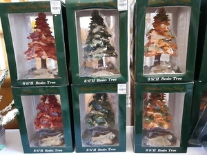 Heartland Valley Village Christmas / Fall Resin Red Green Yellow; 6 Trees 8.25” - Picture 1 of 7