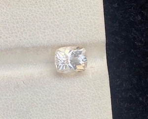 2.00 Carat Natural cut Topaz cushion shape loose gemstone from Afghanistan. - Picture 1 of 6