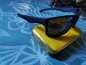 Sonnen Brille. Ohne Stärke. Wie neu! sportlich. Schwarz - Bild 1 von 3