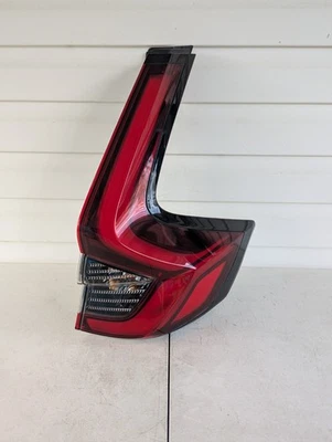 Luz trasera derecha pasajero Honda CR-V CRV 2023 Foto 1 de 4