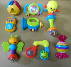 Juguetes de sonajero para bebé Iplay 9 piezas agarre manual desarrollo educativo temprano 0-6 mts - Imagen 1 de 3