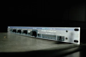 Aphex Systems LTD Studio Dominator Model 700 - Picture 1 of 9