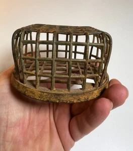 Antico filtro tappo scarico gabbia rana fiori metallo Dazey vintage Los Angeles - Foto 1 di 12