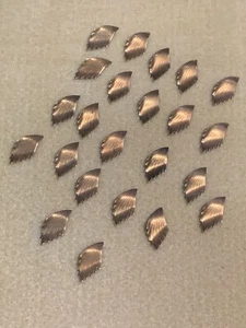 SALE * 23 Stück!  Selten Vintage MASSIVE GRAVIERTE MESSING GEWELLTE BAUTEILE - NEW OLD STOCK - Bild 1 von 10