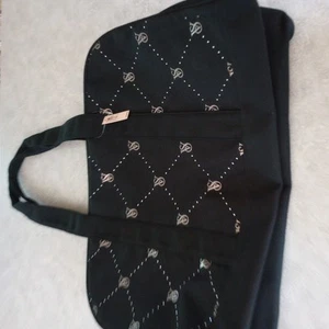 NWT Victoria's Secret VS Logo Large Weekender Black Quilted look Tote Duffle Bag - Picture 1 of 5