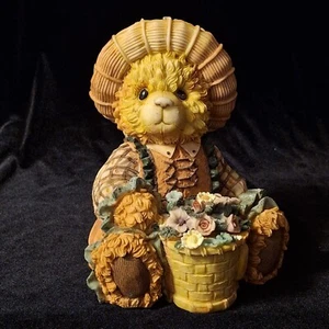 Vintage Cottagecore Garden Teddy Bear Piggy Bank With Flower Basket - Bild 1 von 11