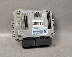 SUZUKI Vitara SX4 S-CROSS K14C ECM Engine Control MODULE 0261S11956 3391060R00 - Picture 1 of 11