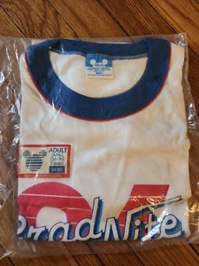 NEW Vintage Disneyland Grad Nite 86 1986 T-Shirt Adult S Winnie the Pooh Disney - Picture 1 of 4