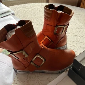 Andrea Conti very soft 100% leather ankle boots, EU size 40, Rust. BN & boxed - Imagen 1 de 12