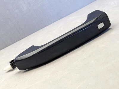 Manija de puerta exterior delantera derecha o izquierda OEM 2015-2020 Cadillac Escalade Chevy Tahoe Foto 1 de 4