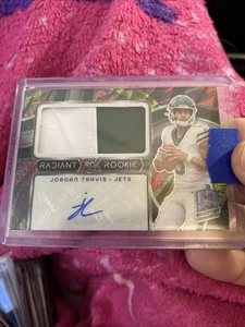 2024 Panini Spectra - Radiant Rookie RPA Jordan Travis Prizm #06/10 Auto - Bild 1 von 3