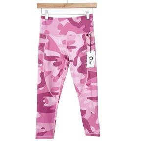 Zyia Pink Camo Pocket Light N Tight Capri 20" Leggings Sz 4 - Picture 1 of 6