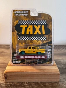 Greenlight Hollywood 1/64 1974 Checker Taxi Cab *CHASE* - Foto 1 di 2