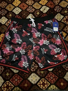 Chicago Bulls Maui Wowie Shorts Men’s Large New NWT - Picture 1 of 6