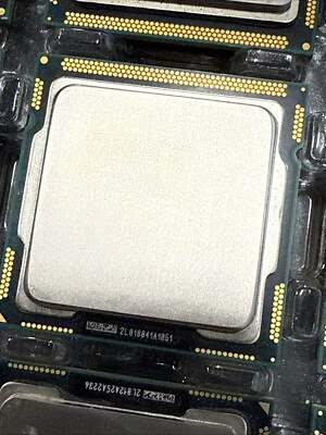Procesador CPU de escritorio Intel Core i5-650 3,2 GHz/4M/09A SLBLK Foto 1 de 2