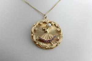 14K Yellow Gold Vintage Elegant Ballroom Dancer Lady Pearl Round Charm Pendant - Picture 1 of 7