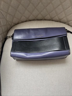 Cartera para mujer Halston Heritage de cuero púrpura bandolera correa desmontable Foto 1 de 4