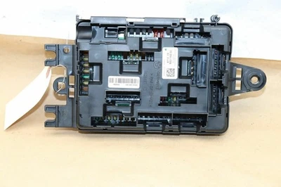 2014-2015 BMW 320i 328i 335i caixa de relé de fusíveis 61149337882 OEM usado - Imagem 1 de 4