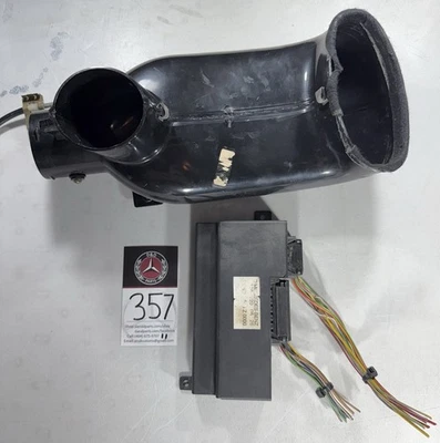 1986-1989 Mercedes-Benz 560SL R107 Air Duct Anti Theft Module 1268200826 (357) - Image 1 of 4