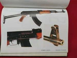 Waffen in Farbe Teil1 Schusswaffen und Kaltwaffen Оружие в цвете. Часть 1 - Bild 1 von 12