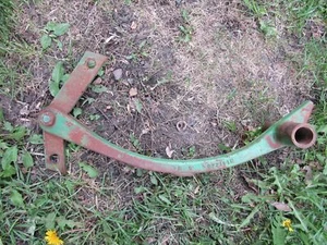 N141220 JOHN DEERE ROTARY HOE CULTIVATOR ARM 400 430 415 428 886 - Picture 1 of 2