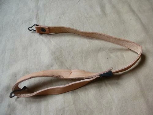 Jugulaire cuir brun pour liner casque USM1 reenactment Normandie 1944 - Photo 1/4
