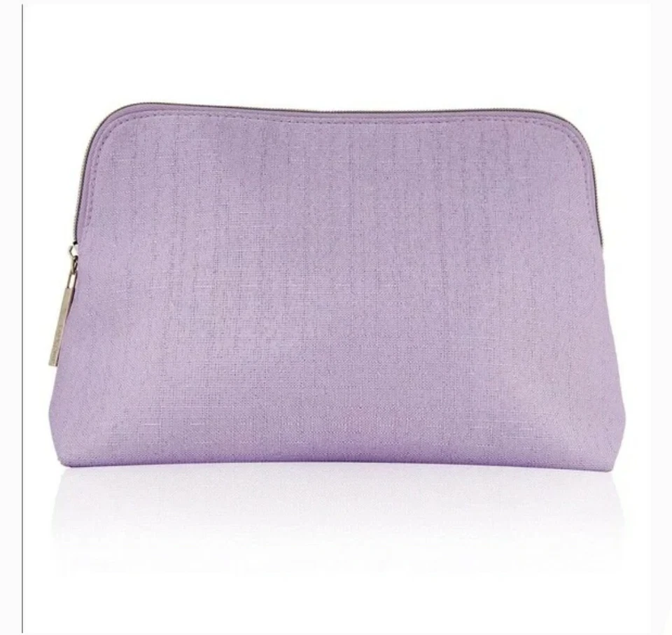 Nuevo en bolsa-NIP- LANCOME Bolsa de Maquillaje Cosmético Lila Tejido Brillante 10"x6.5"x 2.5" Foto 1 de 4