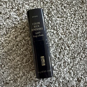 Avon COLOR RICH ERNEUERBARER Lippenstift French Damast - Bild 1 von 2