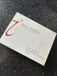 Kit de muestra de color Jane Iredale - mediano (base, corrector, rubor, etc....) - Imagen 1 de 4