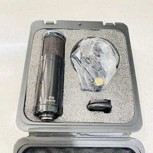 Sterling SP150 Studio Condenser Microphone with Shockmount & Case Clean - Picture 1 of 21