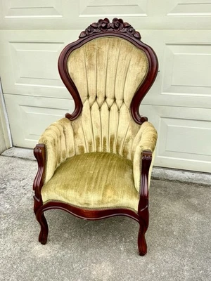 Kimball Gentleman’s Victorian Parlor Chair – Mahogany, Gold Velvet Upholstery - Image 1 of 3
