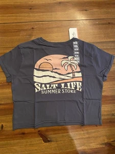 🏖️🏖️Salt Life Women’s Summer Stoke Gray Crop Top Short Sleeves NWT Size L - Picture 1 of 3