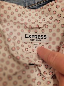 Express Shirt Men's Size M Soft Wash Short Sleeve Button Up