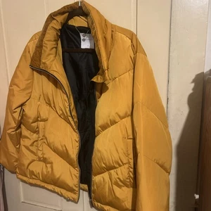 Rino & Pelle Women’s Yellow Puffer Coat Size 10 - Picture 1 of 7