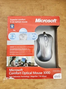 Microsoft Comfort Optical Mouse 3000 Wired Mouse #1043 New Sealed - Picture 1 of 12