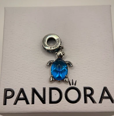 NUEVO 100% Azul Cristal de Murano Tortuga Marina Colgante Dije Foto 1 de 3