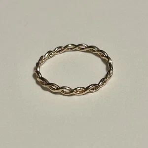 Goldfarbener dünner zierlicher zurückhaltender Infinity Ring Größe: 6 (neu ohne Etikett) - Bild 1 von 5