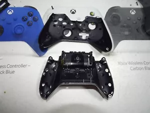 Controlador Microsoft Xbox One 1697 VACÍO NEGRO Carcasa SOLAMENTE-OK-MARKS-Intacto-LEER - Imagen 1 de 12