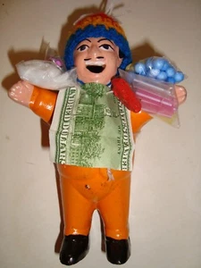 Bolivian Market Man, terracotta - Picture 1 of 4