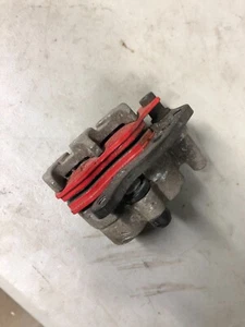 Pinza de freno delantero Suzuki DR350 - Imagen 1 de 2