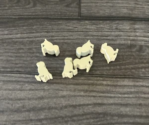 Everdell Farshore | All 6 Wooden Puffin Figures | Official Game Pieces - Picture 1 of 3