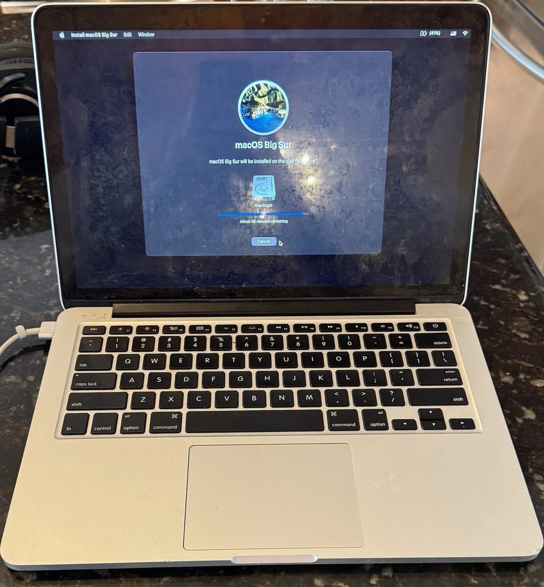 美品 MacBook Pro 2014 A1502 i5/16GB/128GB MacBook Pro A1502 Intel I5 2,7 GHz, Mem 8 GB, 256 GB SSD
