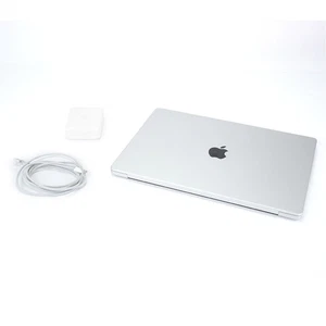Apple MacBook Pro 16" Liquid Retina XDR Display - Silber, Ende 2021 SKU#1885831 - Bild 1 von 7