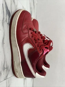 WOMENS 8 Nike Air Force 1 Low Valentines Day Edition - Picture 1 of 7