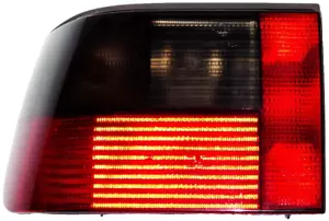 Luz trasera izquierda para Seat Ibiza II 6K1 luz trasera HELLA EXCELENTE - Imagen 1 de 1