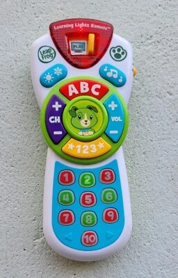 LeapFrog Scout's Learning Lights Remote Deluxe Green, Pre-owned, Tested.  - Image 1 of 4