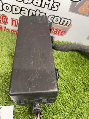 ✅ Dodge Challenger 2019 caja de fusibles de motor 5,7 L OEM Foto 1 de 4